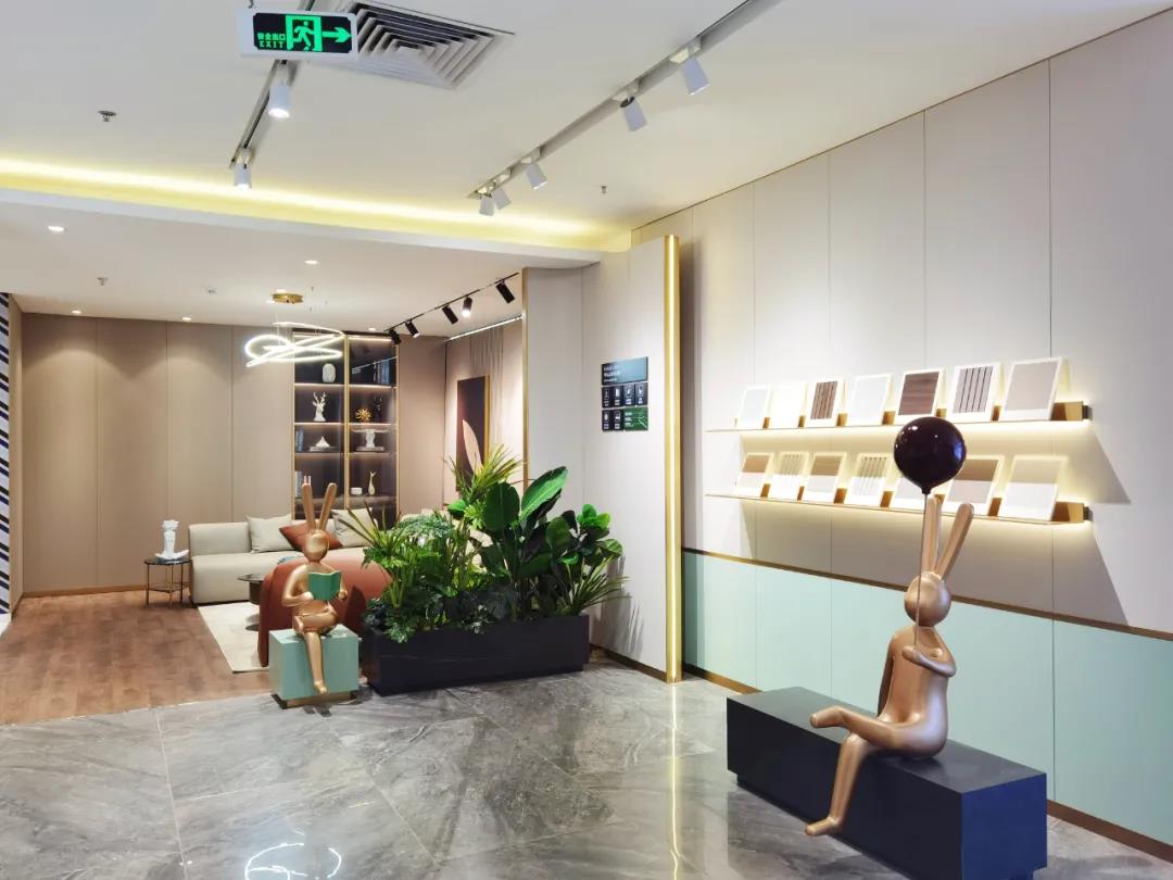 鹰牌2086新店态｜终端门店新法宝，一键更换背景墙(图5)