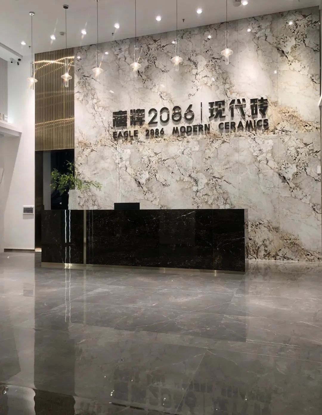 NEWS | 鹰牌2086荣获“年度现代砖标杆品牌”奖项！(图9)